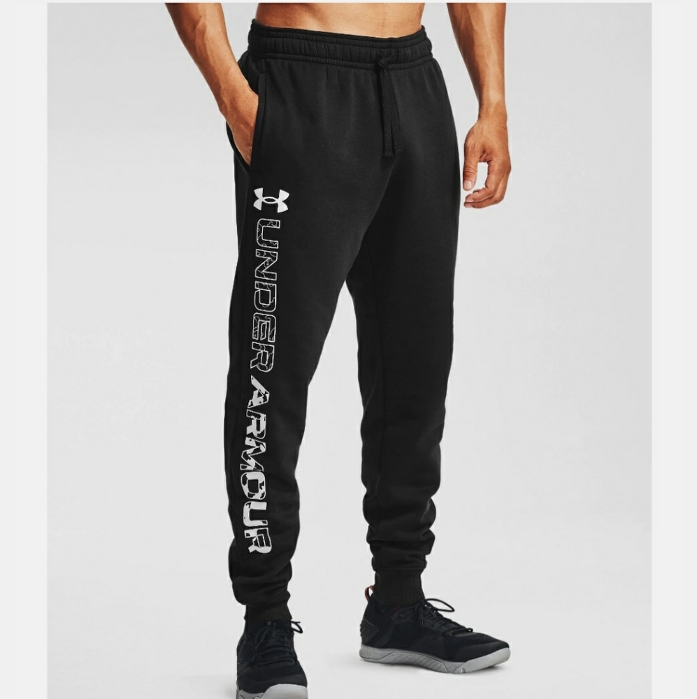 SOLD UNDER ARMOUR JOGGERS (LIGHTWEIGHT)